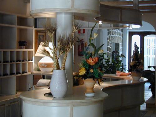 Hotel Cavour Olbia Buitenkant foto
